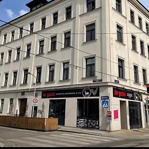 Klimatisiertes Dachgeschoss City In Zentrum Wiens Apartment