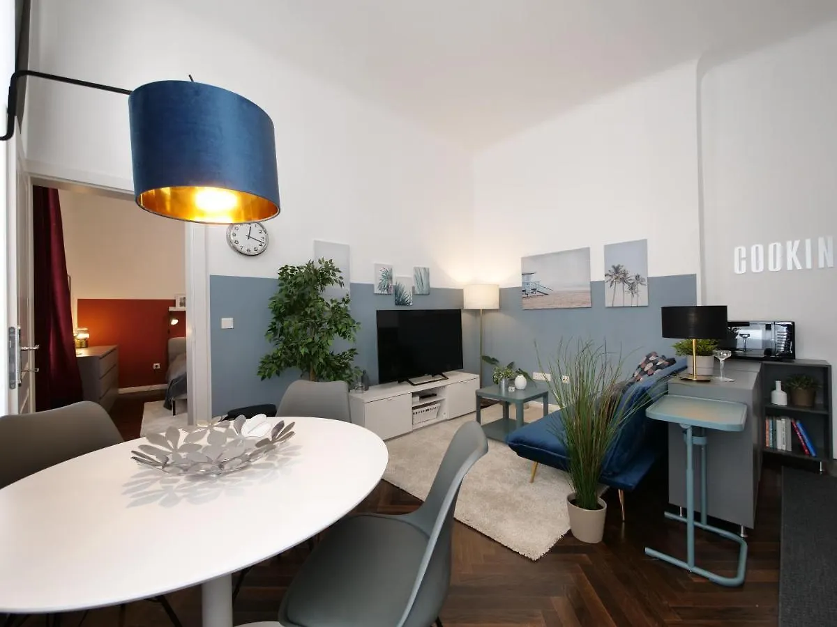 Stylish City Center Apartment Vienna