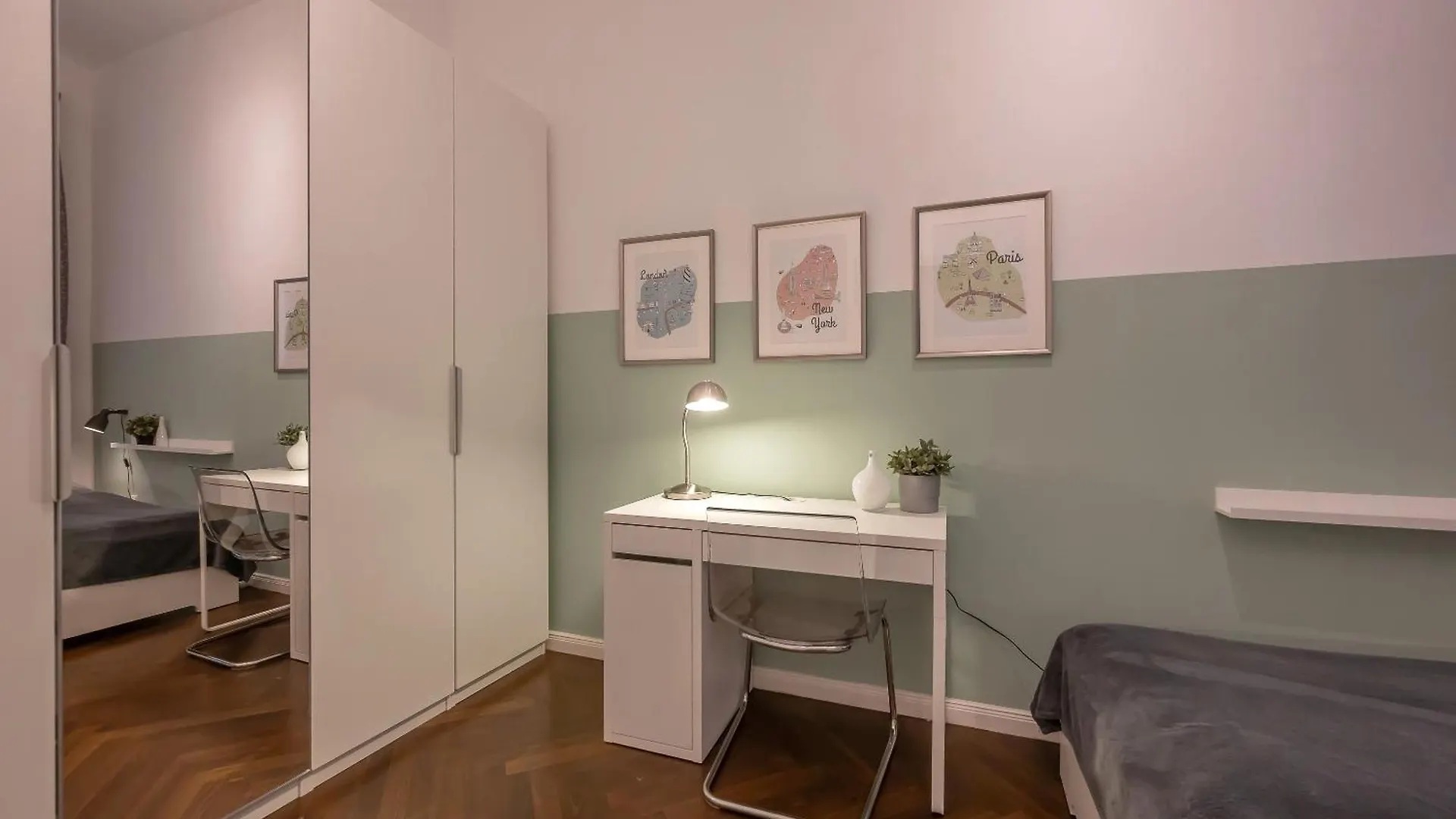 Stylish City Center Apartment Vienna